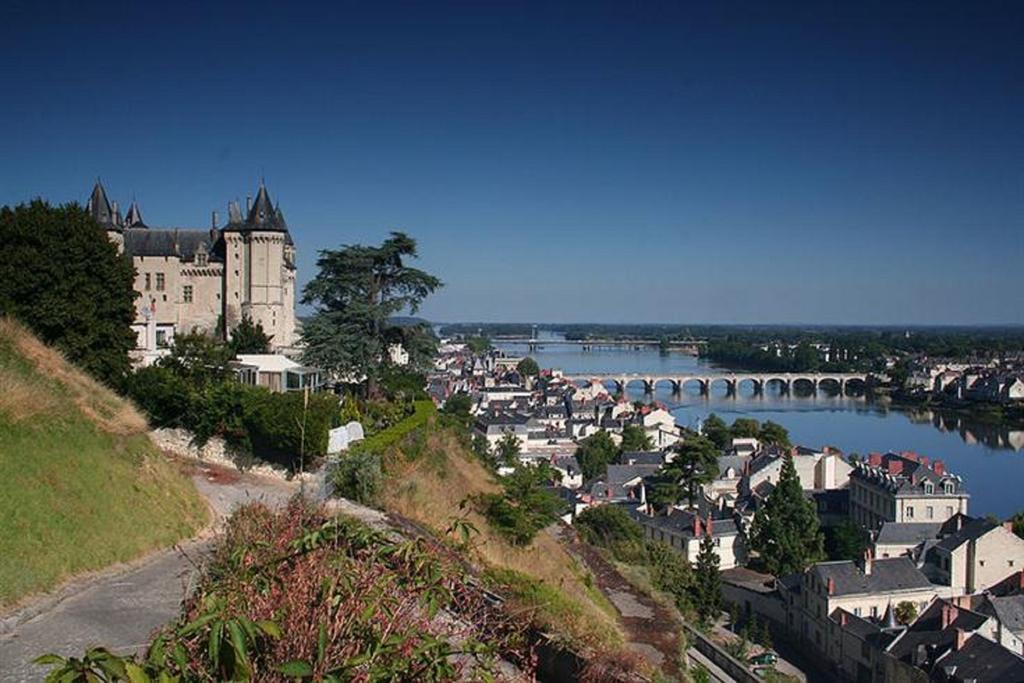 Le Petit Hureau Bed and Breakfast Saumur Exterior foto